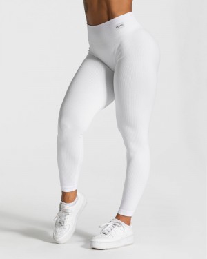 White Women Teveo Elegant Scrunch Leggings | NFV-3968