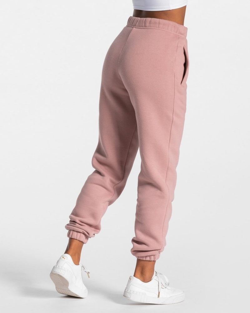 Berry Women Teveo Iconic Oversized Jogger | SMB-6010