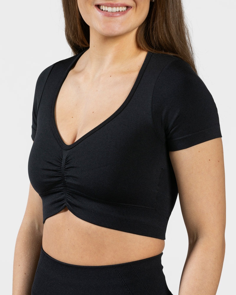 Black Women Teveo Focus Crop Tops | HDE-8356