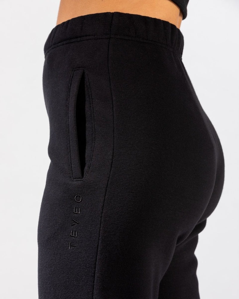 Black Women Teveo Iconic Oversized Jogger | OUU-8213