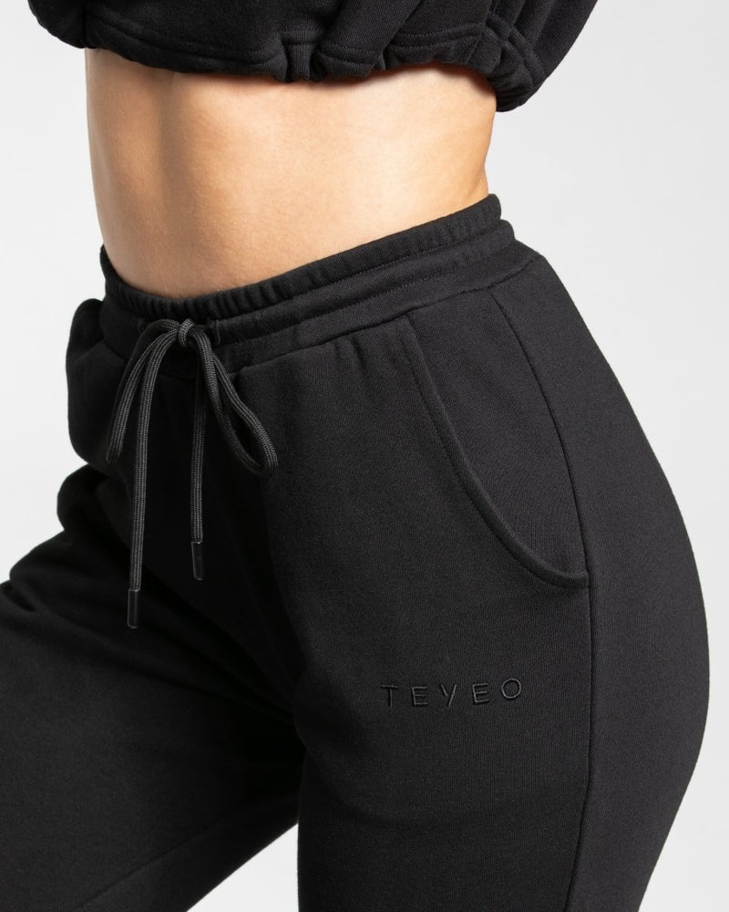 Black Women Teveo Oversized Jogger | HQS-1473