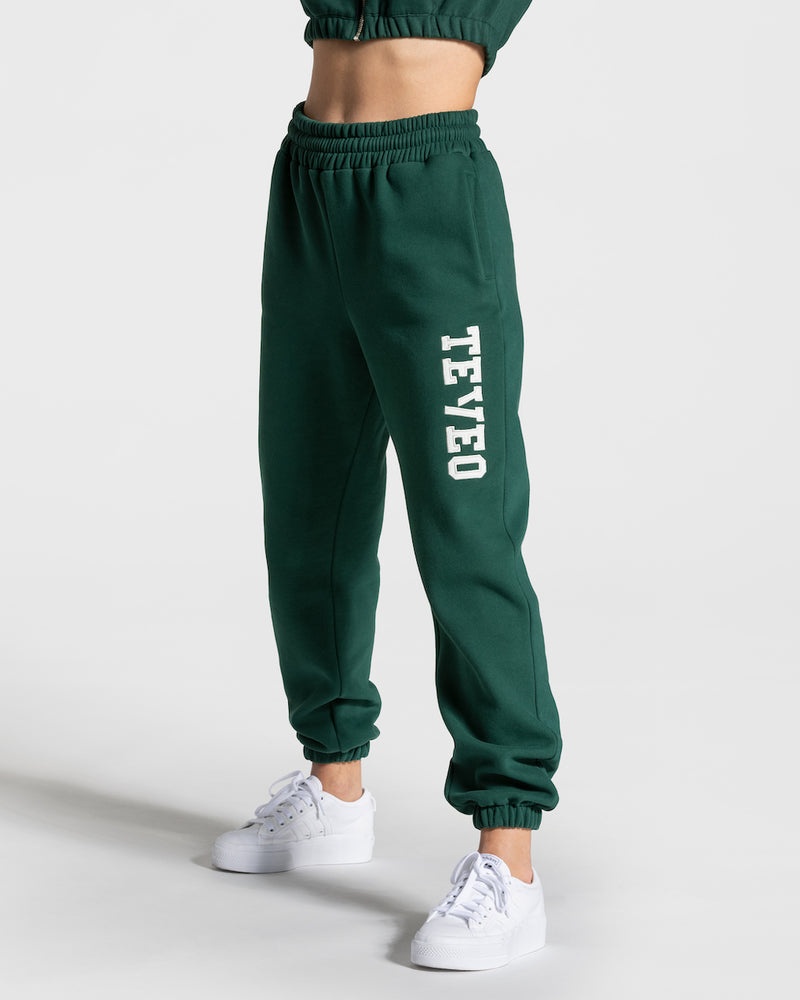 Dark Green Women Teveo College Oversized Jogger | VFS-4249